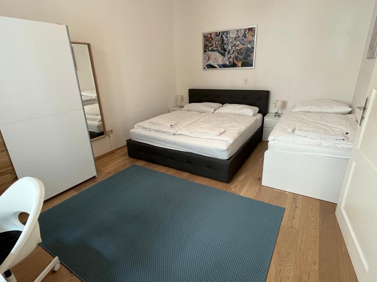 Stylish Apt Near Urania 1Br Apartment Vienna Exterior photo