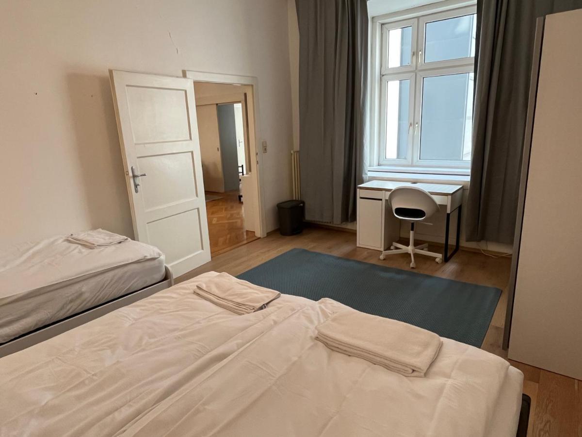 Stylish Apt Near Urania 1Br Apartment Vienna Exterior photo